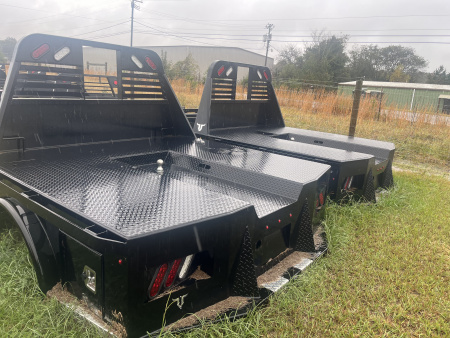 New 2024 Neckover Truck Beds Standard Skirted Flat Decks