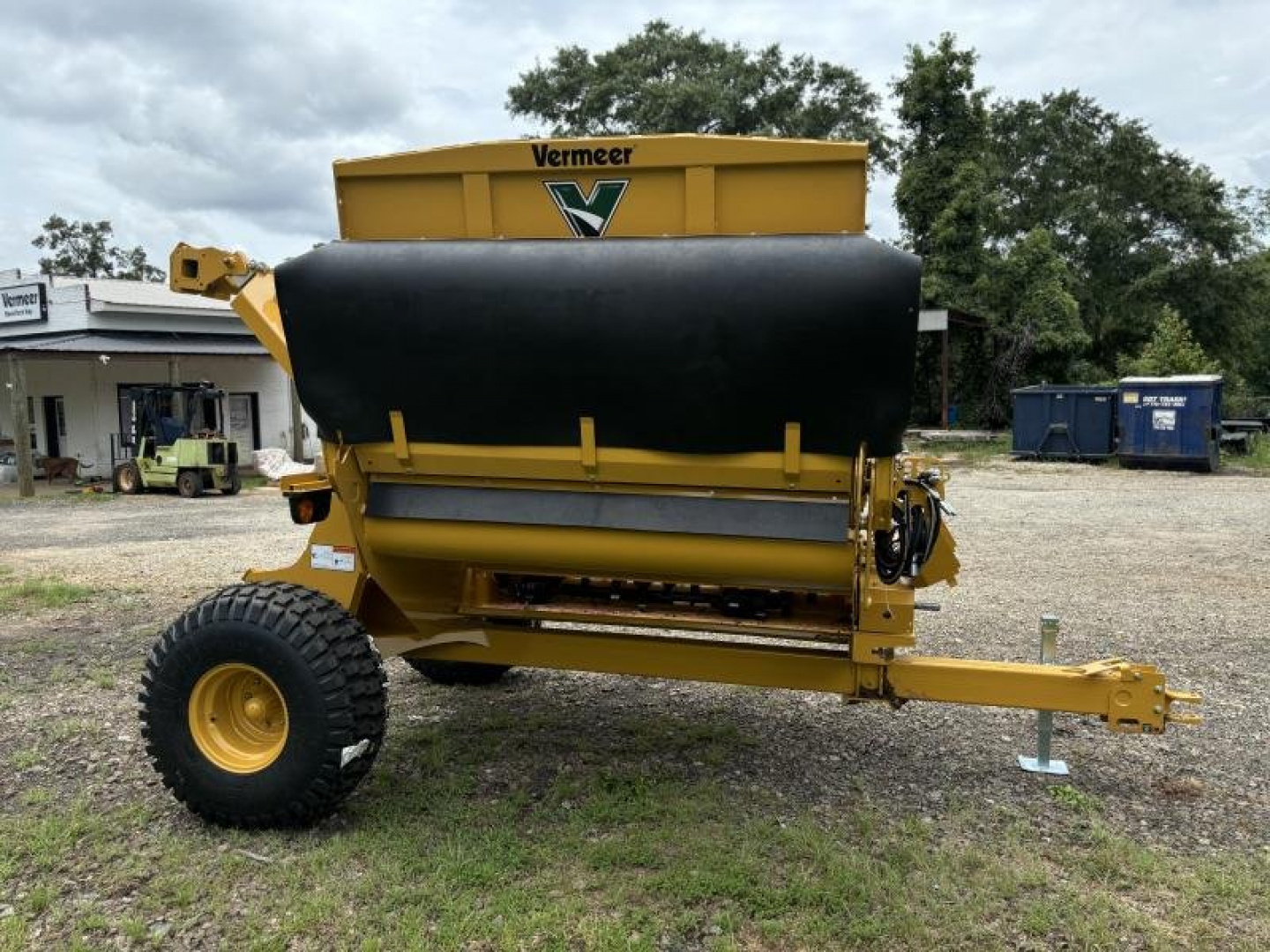 New 2025 Vermeer BPX Bale Processor Hay / Forage
