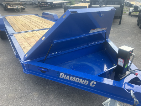 New 2026 Diamond C Trailers HDT207 22X82 Tilt Trailer