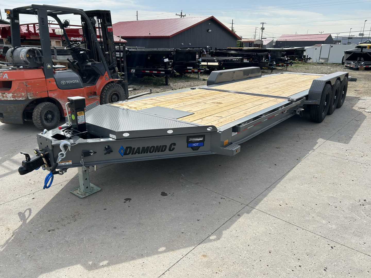 New 2026 Diamond C Trailers HDT307 26X82 Tilt Trailer