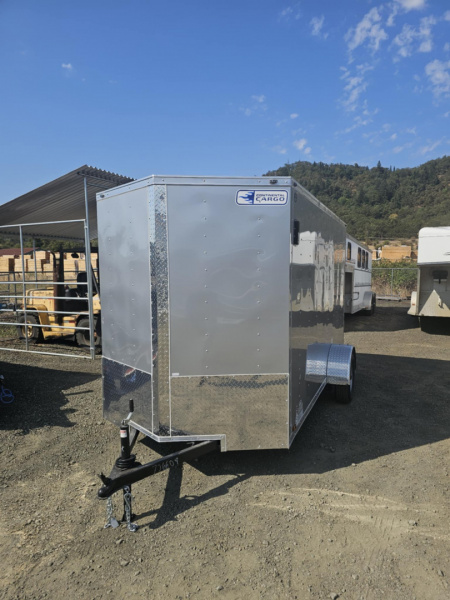 New ENCLOSED CARGO BOX 2026 CONTINENTAL VHW610SA 6X10 TRAILER DIAMOND ICE RAMP