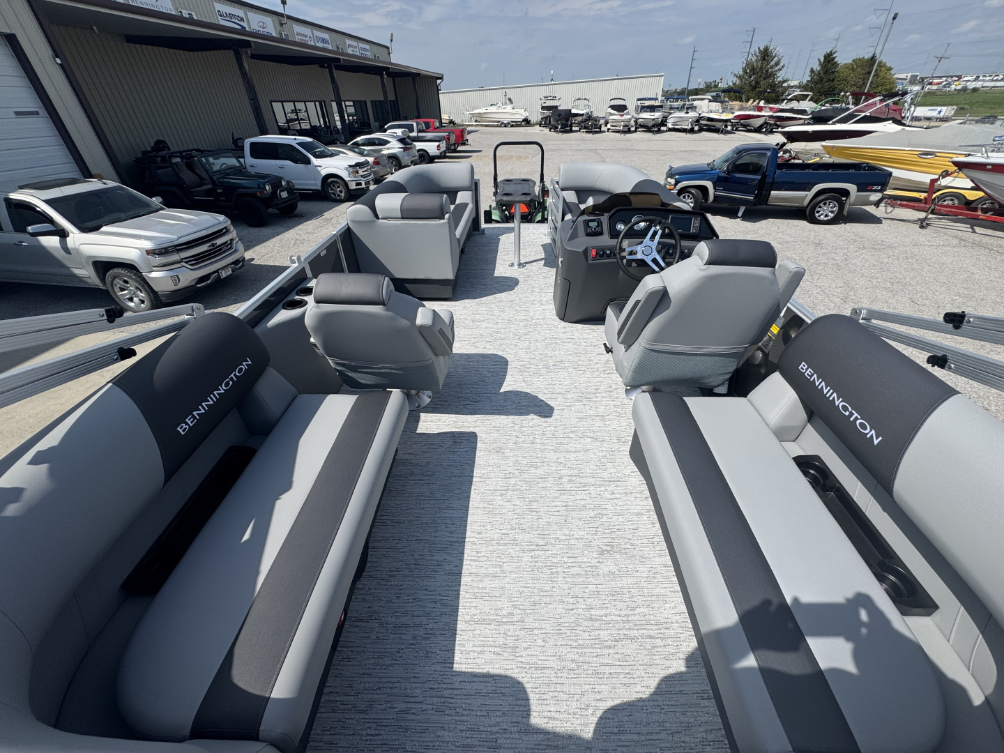 New 2026 Bennington 20 SSR Pontoon Boat