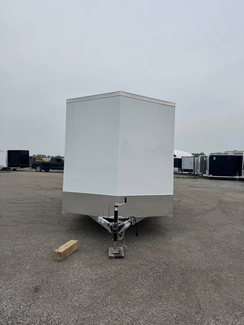 New NEW 2026 7.5X16 + V-NOSE ENCLOSED LEGEND TRAILER, 7' INTERIOR HEIGHT