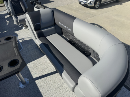 New 2026 Bennington 22 SSR Tri-Toon Boat