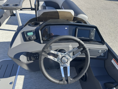 New 2026 Bennington 22 SSR Tri-Toon Boat