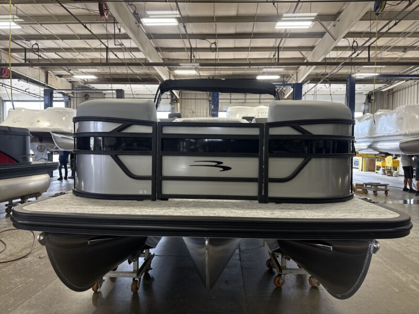 New 2026 Bennington 22 SSR Tri-Toon Boat