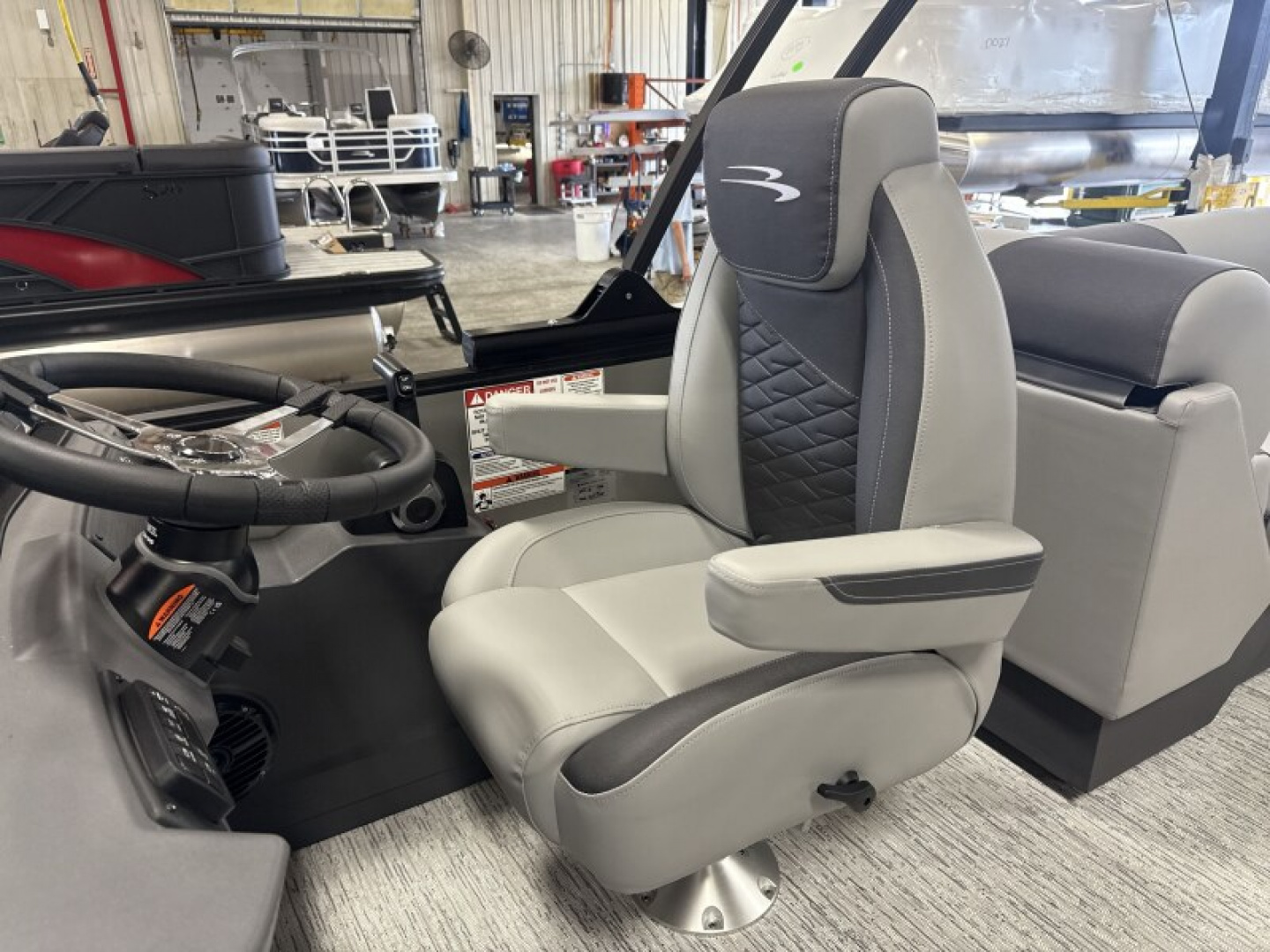 New 2026 Bennington 22 SSR Tri-Toon Boat