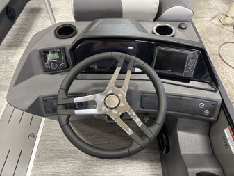 New 2026 Bennington 22 SSR Tri-Toon Boat