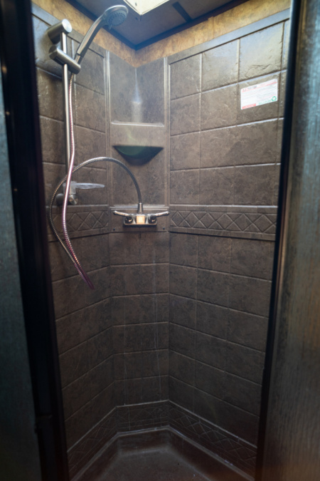 Used 2020 Exiss Trailers 8'6" Shortwall Gooseneck with Living Quarters Stock / Stock Combo Trailer