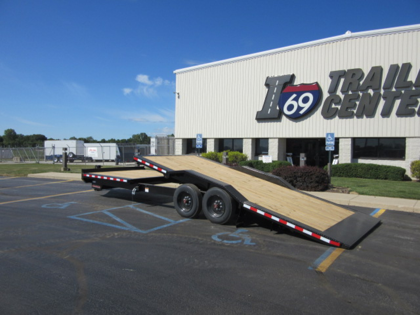 New 2026 Midsota 8.5 x 26 (18+8) 17.6K NTBWB26-BP-176 Tilt Trailer