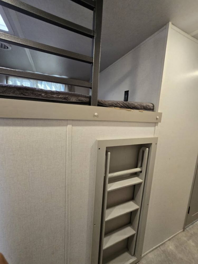Used 2022 Palomino Columbus 379MBC Fifth Wheel