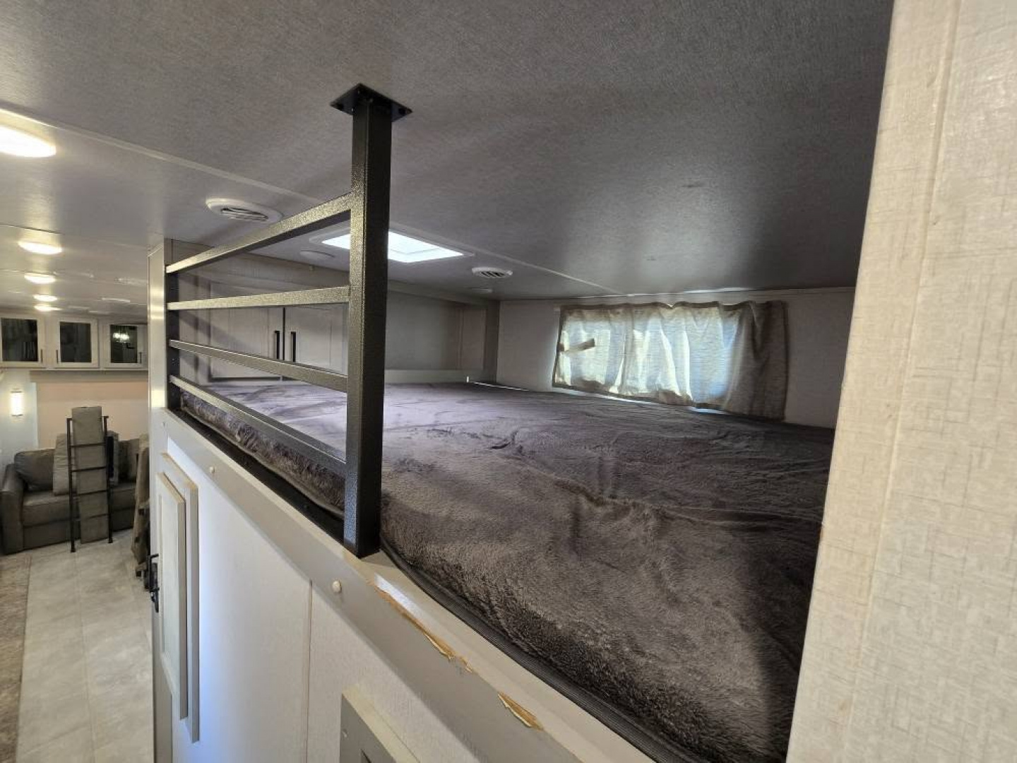 Used 2022 Palomino Columbus 379MBC Fifth Wheel