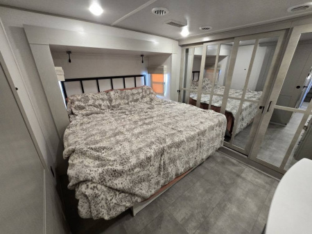 Used 2022 Palomino Columbus 379MBC Fifth Wheel