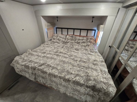 Used 2022 Palomino Columbus 379MBC Fifth Wheel