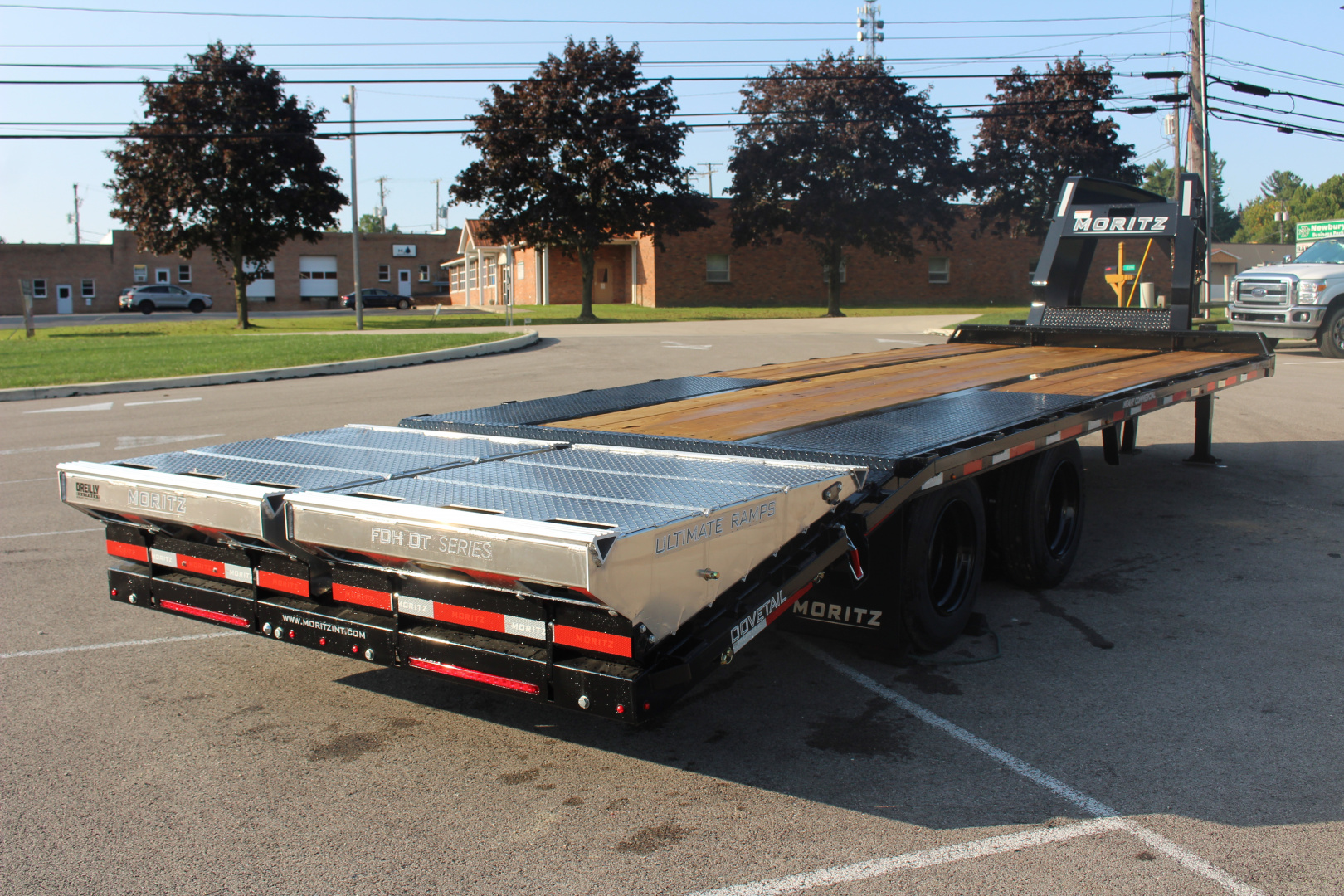 New 2025 Moritz FDGH DT 20' + 5' GOOSENECK Deckover Flatbed Trailer- Full Width Aluminum Ramps- 25900# GVW