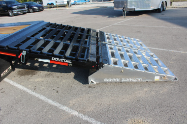 New 2025 Moritz FDGH DT 20' + 5' GOOSENECK Deckover Flatbed Trailer- Full Width Aluminum Ramps- 25900# GVW