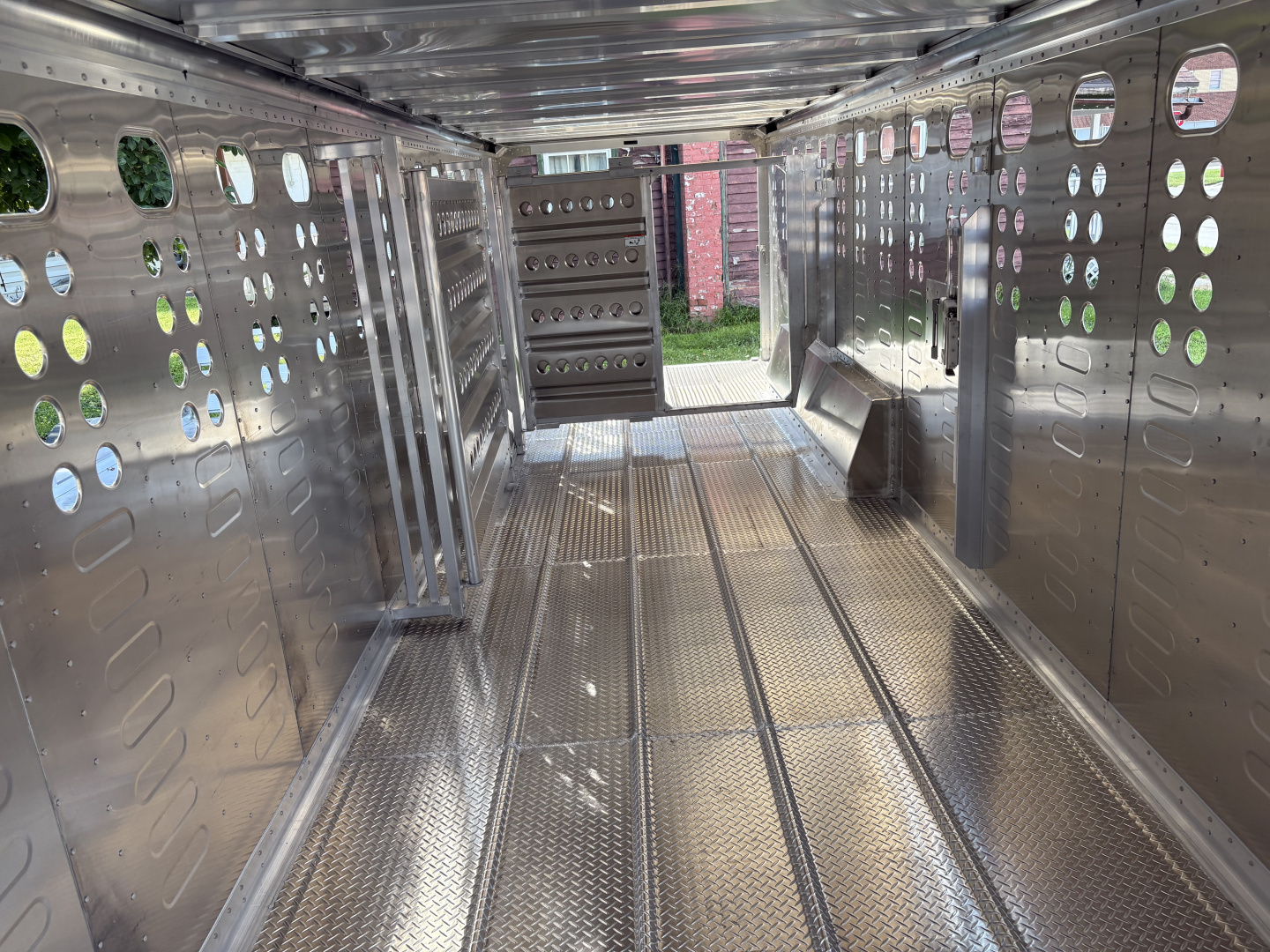 New 2026 94x32 Merritt Trailer 2Gates 1w/Slide