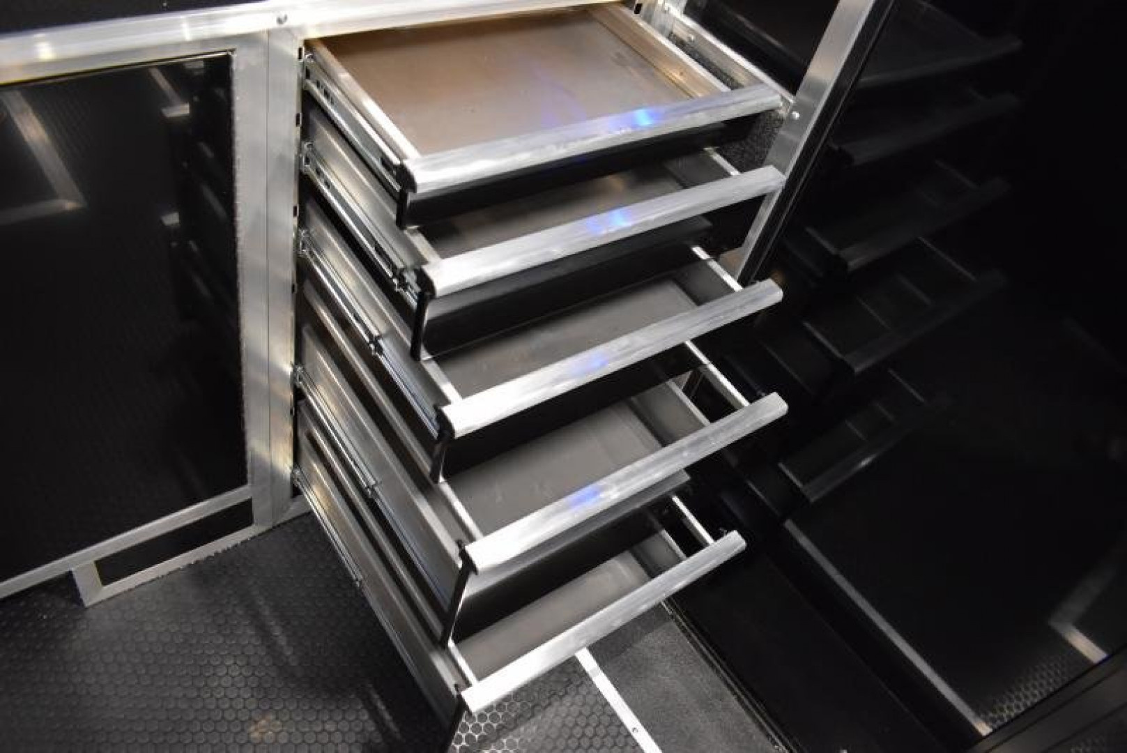 New Haulmark NEW 85X34 EDGE ENCLOSED RACE TRAILER ELECTRIC AWNING CAR RACE TRAILER CAR HAULER CARGO TRAILER Car / Racing Trailer