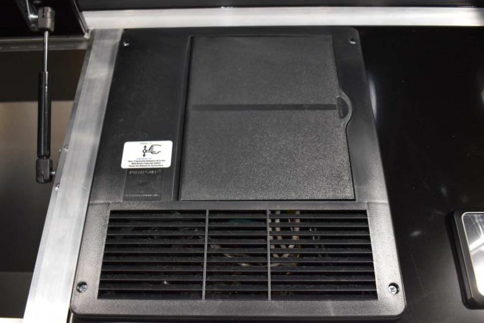 New Haulmark NEW 85X34 EDGE ENCLOSED RACE TRAILER ELECTRIC AWNING CAR RACE TRAILER CAR HAULER CARGO TRAILER Car / Racing Trailer