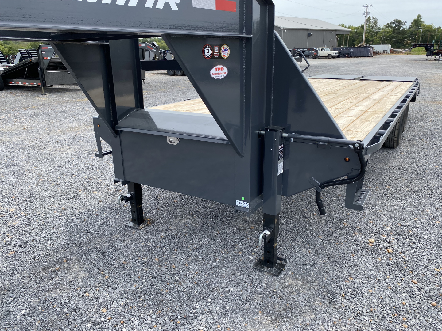 New 2026 Lamar 102" x 25' 22k Gooseneck Trailer