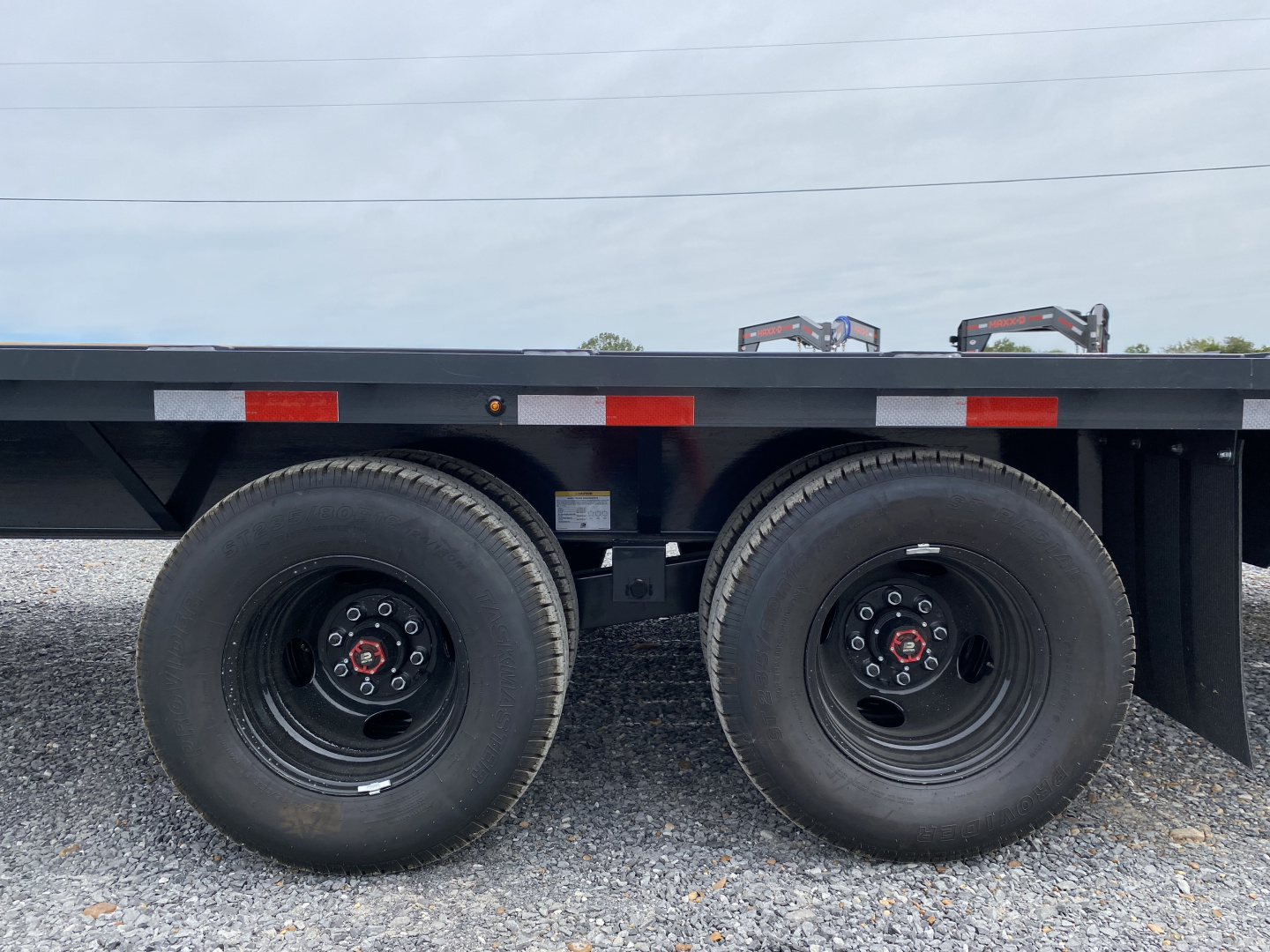 New 2026 Lamar 102" x 25' 22k Gooseneck Trailer