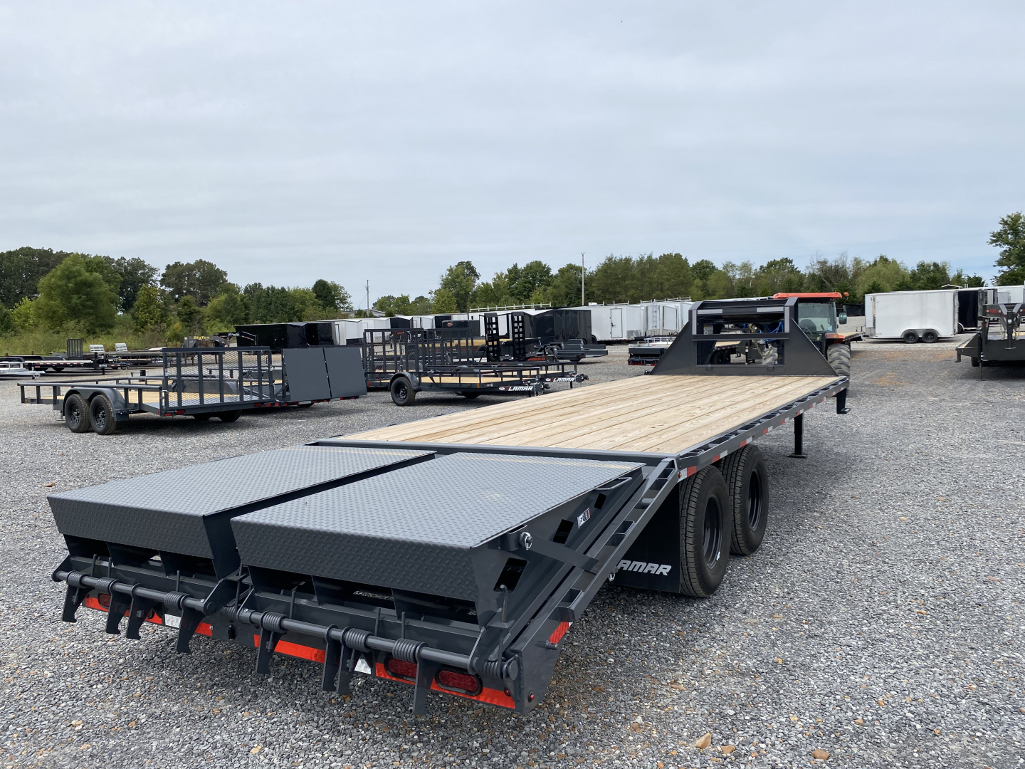 New 2026 Lamar 102" x 25' 22k Gooseneck Trailer