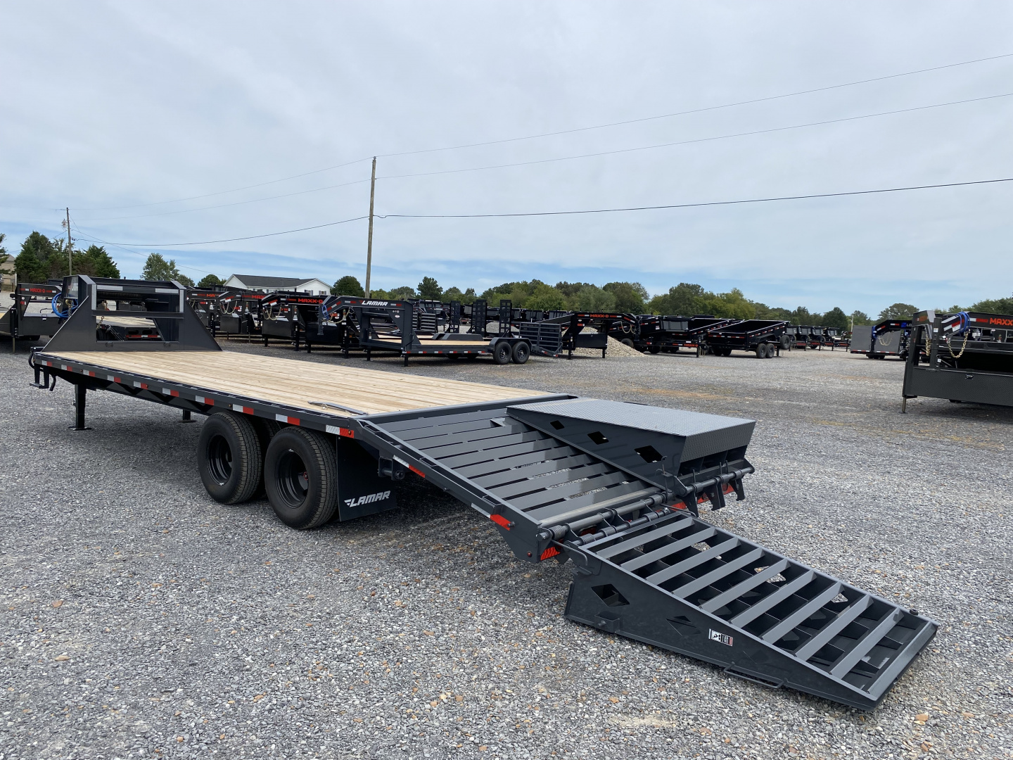 New 2026 Lamar 102" x 25' 22k Gooseneck Trailer