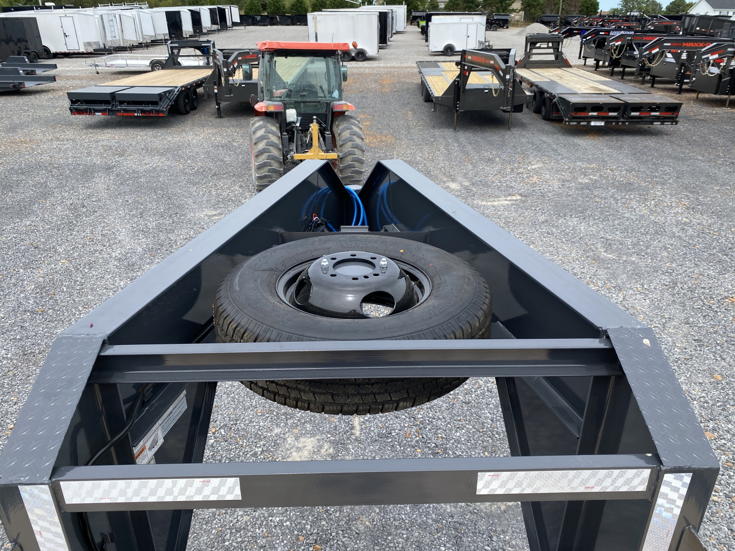 New 2026 Lamar 102" x 25' 22k Gooseneck Trailer