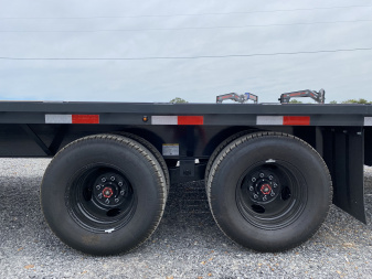 New 2026 Lamar 102" x 25' 22k Gooseneck Trailer
