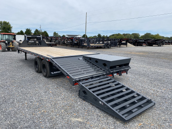 New 2026 Lamar 102" x 25' 22k Gooseneck Trailer