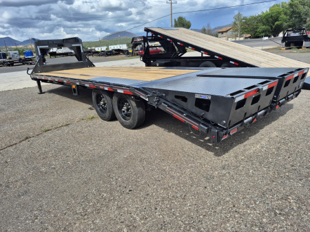 New 2026 Diamond C Tandem Axle Gooseneck Equipment/15,500 GVWR/102"x25'