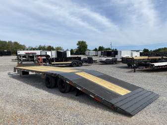 New 2026 MAXXD 34' x 102" 30k Hyd Dove Gooseneck Trailer