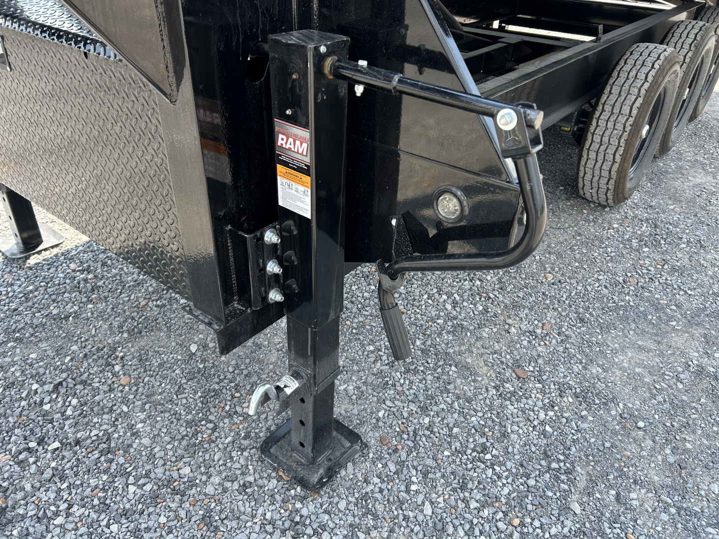 New 2026 MAXXD 96"X16' 21K Deckover Gooseneck Dump Trailer