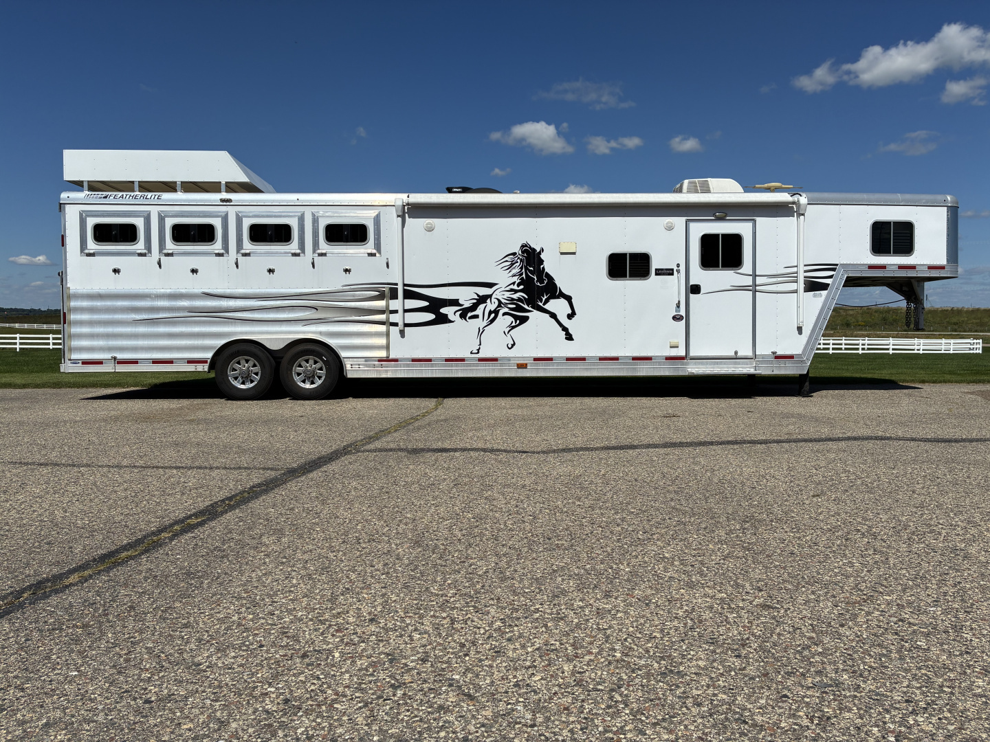 Used 2016 Featherlite Trailers 4H 15' LQ Legend Horse Trailer