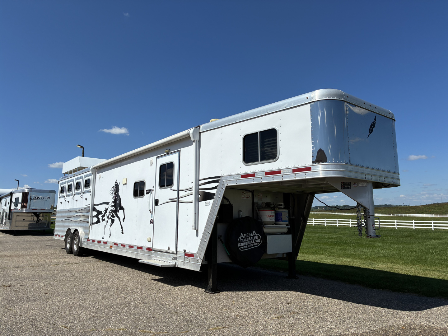 Used 2016 Featherlite Trailers 4H 15' LQ Legend Horse Trailer