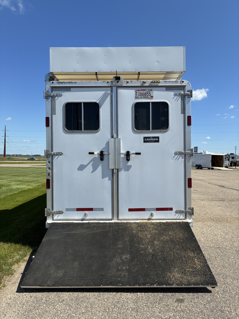 Used 2016 Featherlite Trailers 4H 15' LQ Legend Horse Trailer