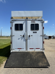 Used 2016 Featherlite Trailers 4H 15' LQ Legend Horse Trailer