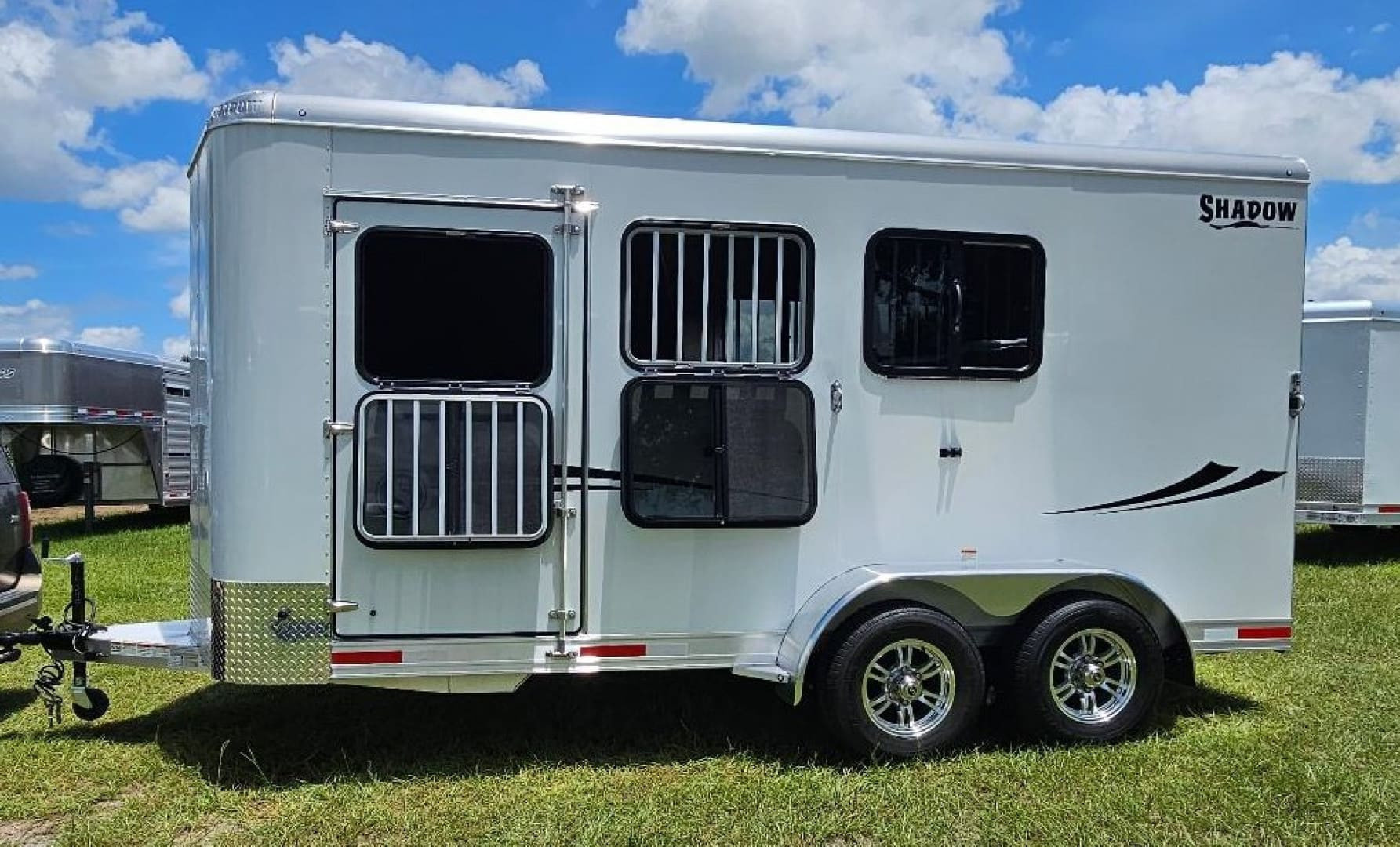 New 2026 Shadow 3H Stablemate w/ Escape Door Horse Trailer
