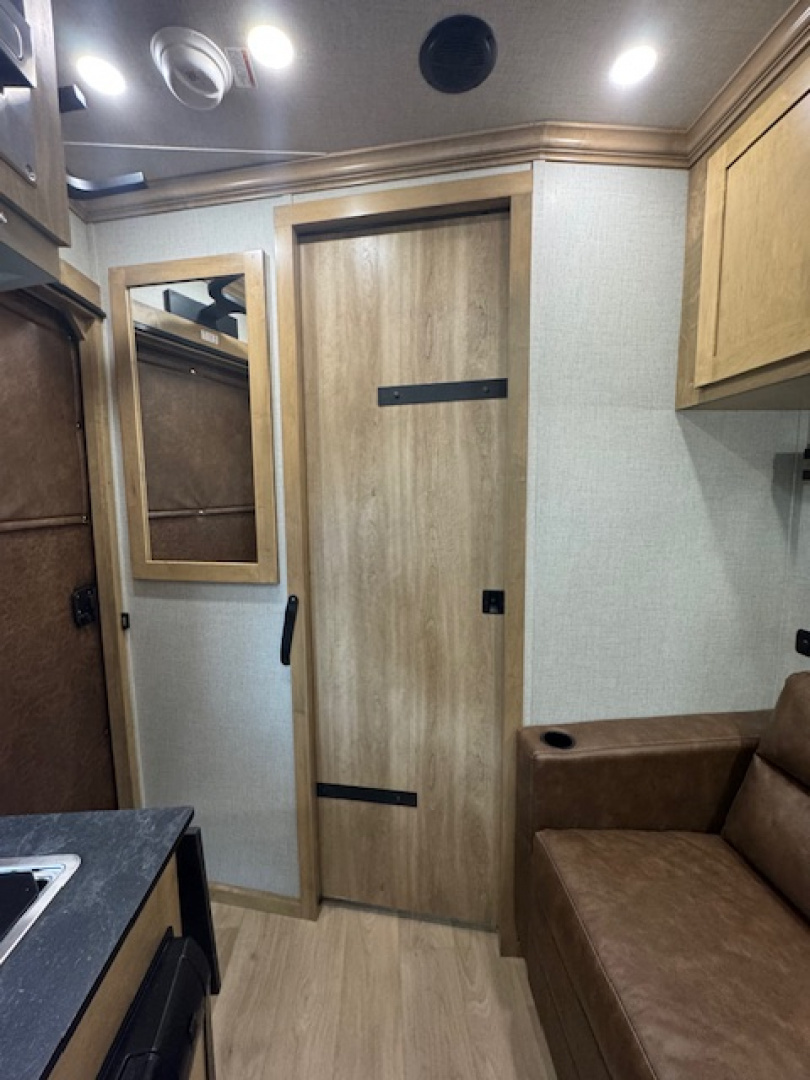 New 2026 Exiss Trailers Escape 7206 2H Living Quarters Horse Trailer