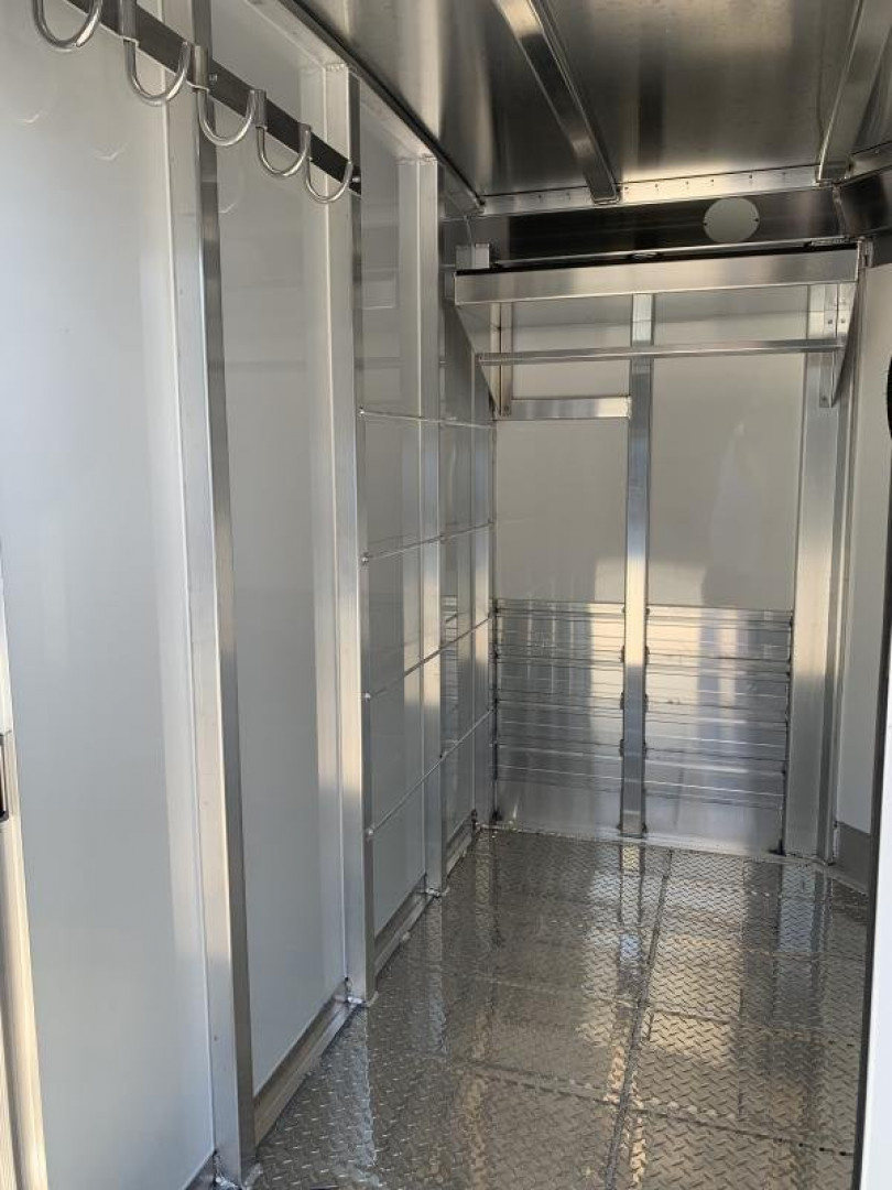 New 2026 4-Star Trailers 6 Pen Show Stock Trailer