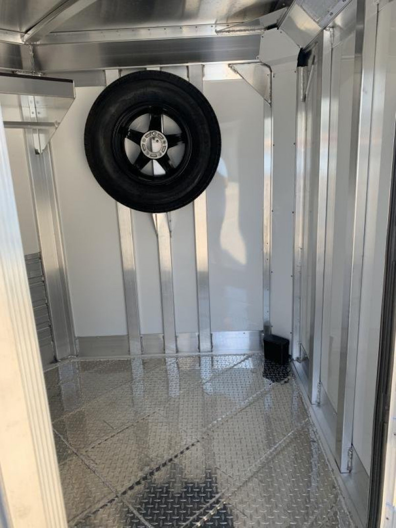 New 2026 4-Star Trailers 6 Pen Show Stock Trailer