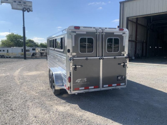 New 2026 4-Star Trailers 6 Pen Show Stock Trailer