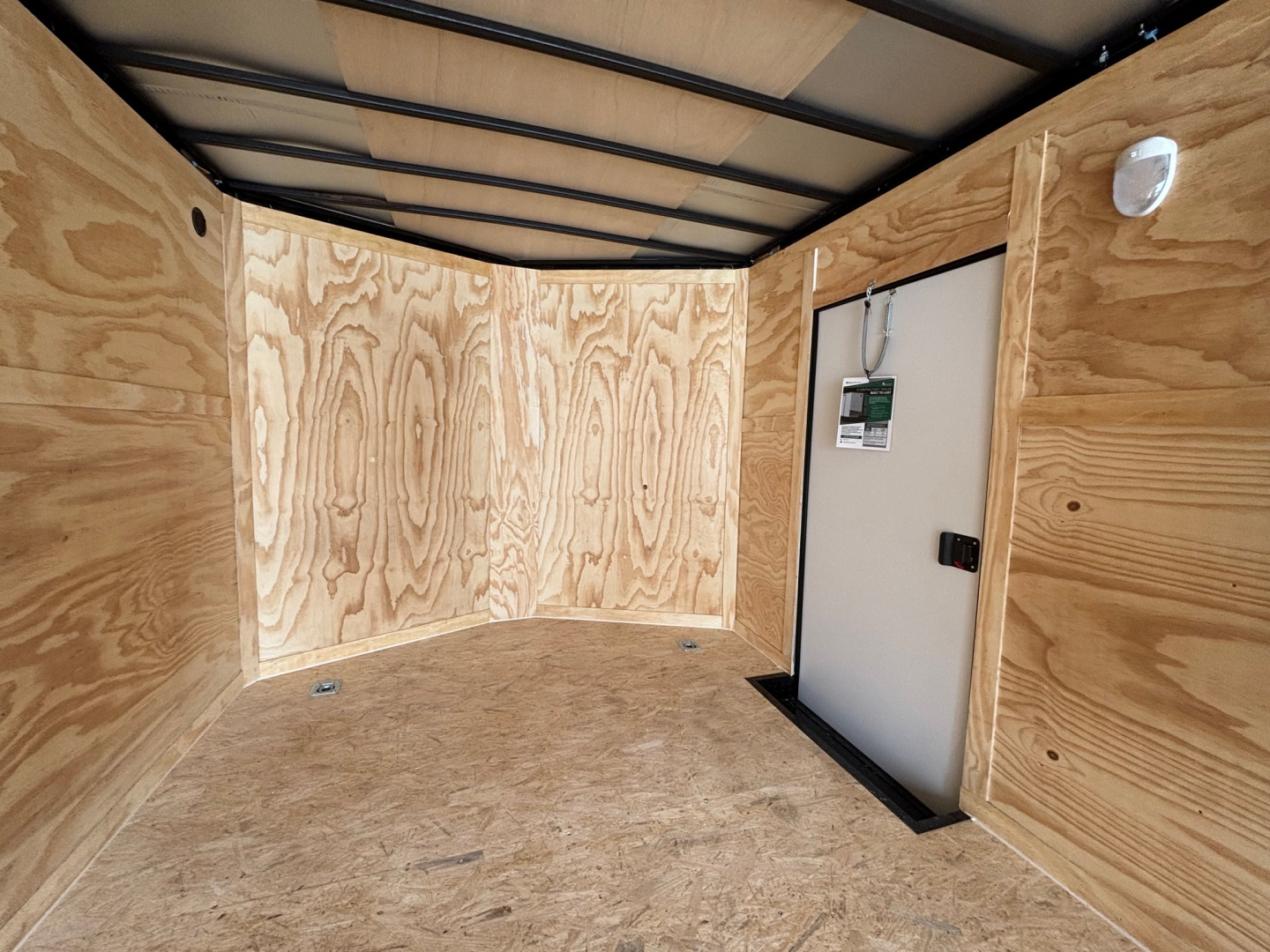 New 2025 SPARTAN 8.5X20+ 2ft V nose/ 7' Int Height/Blackout Package/ Polycore- 9990GVW