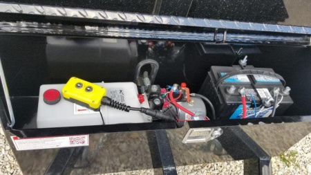 New 2026 Sure-Trac 6x10 Single Ram Low Pro Dump Trailer