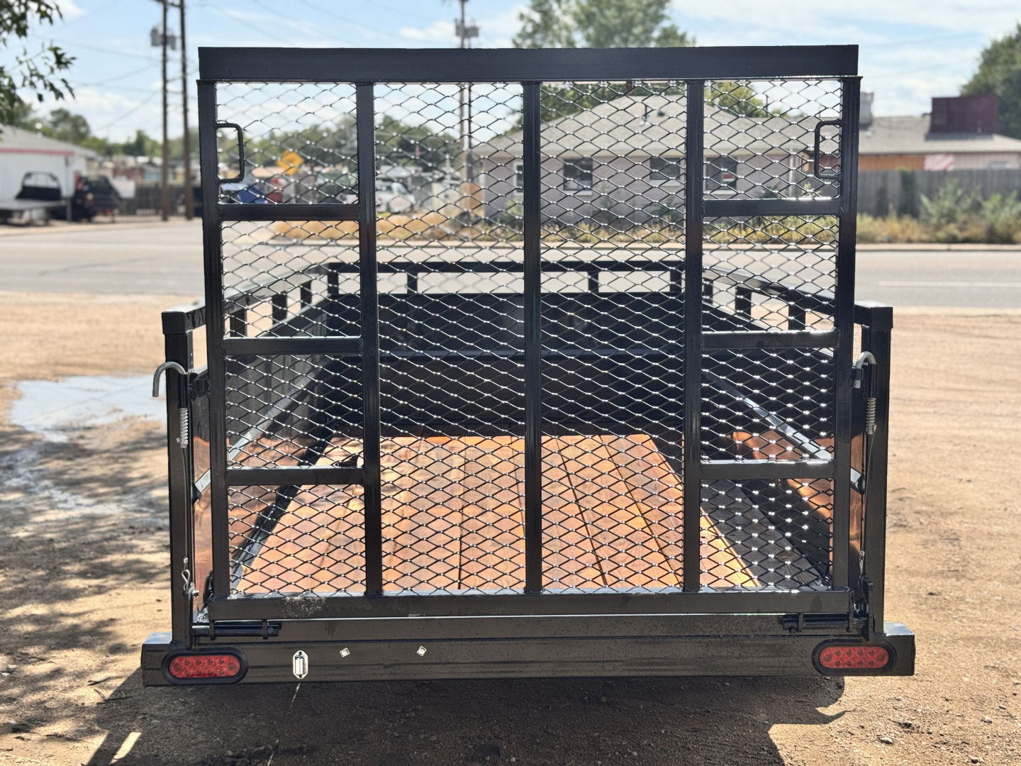 New 2025 Diamond T 5-10-2H Solid Side RampGate Utility 3K GVWR