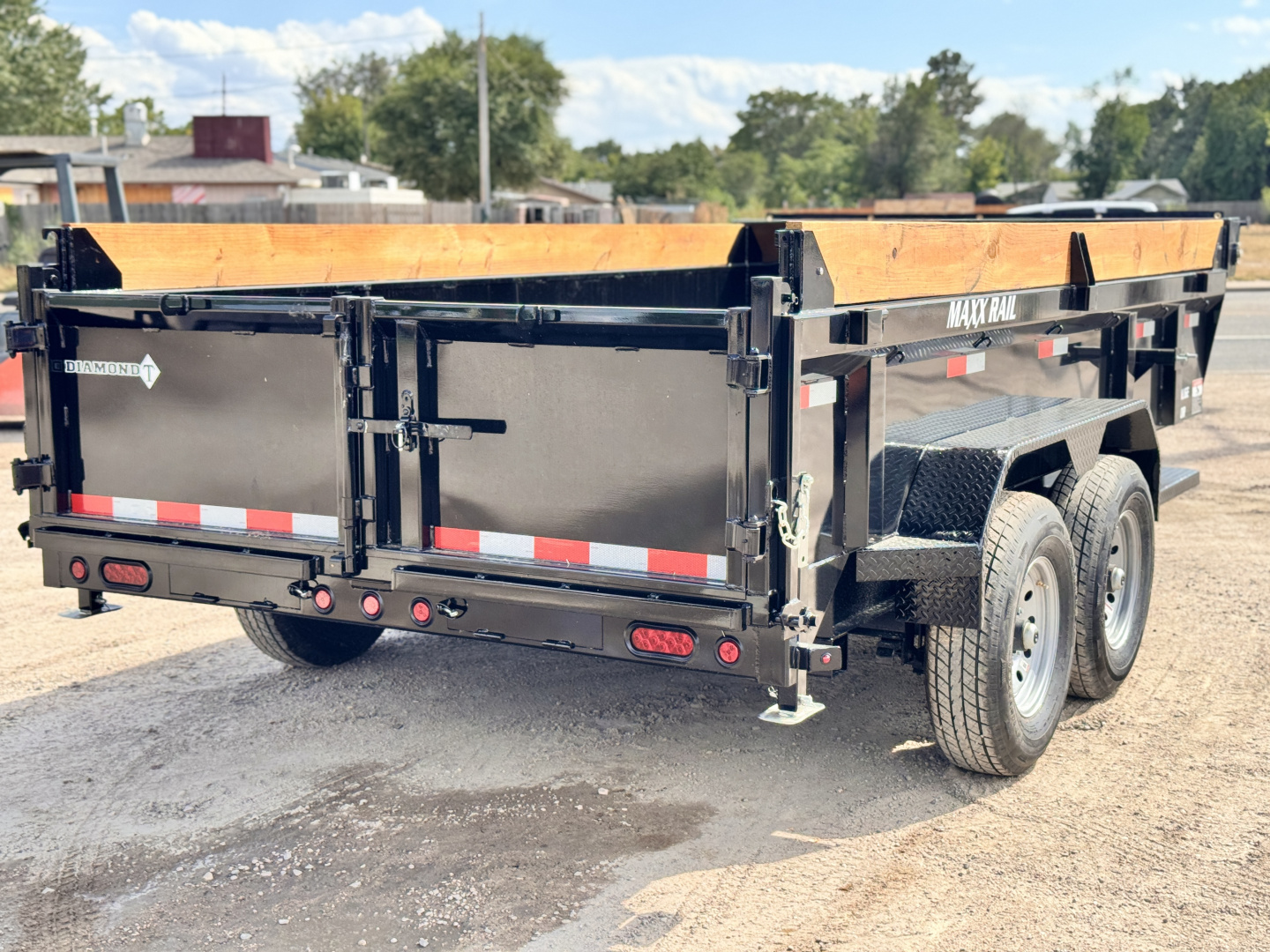 New 2025 Diamond T 7-14 Dump 7K Axles
