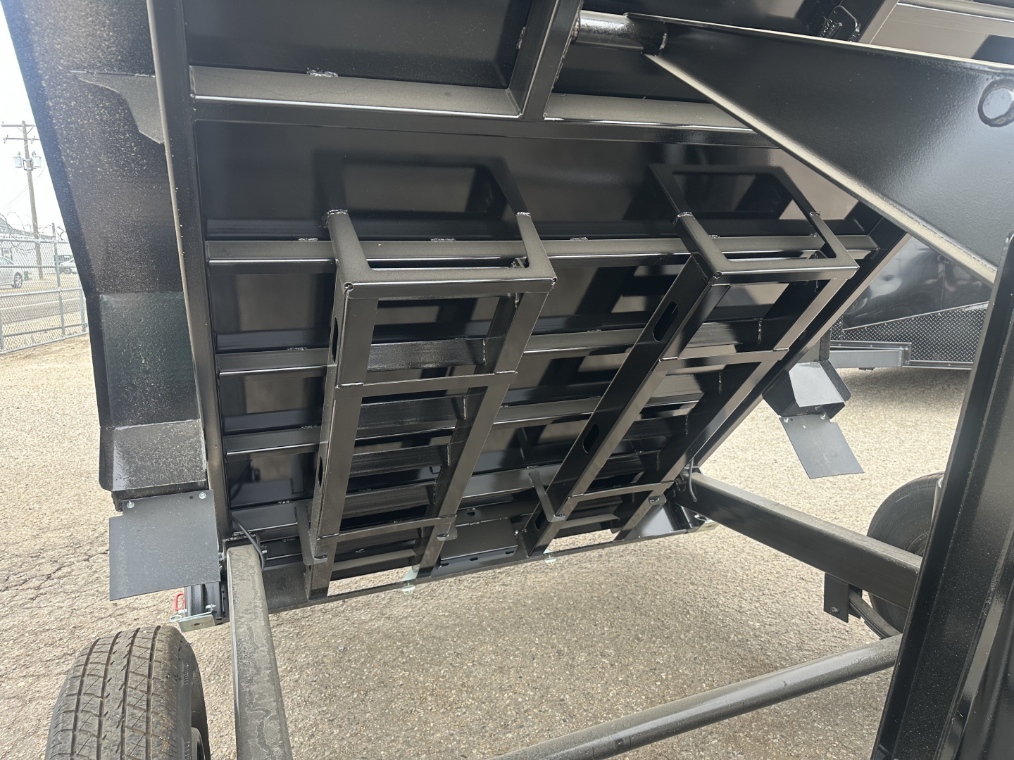 New 2026 Midsota 7x16 15.4K Scissor Lift Dump Trailer