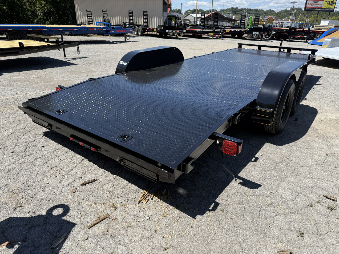 New 2025 P & T Trailers 7K 17+3 CARHAULER STEEL REMOVABLE FENDERS Car Hauler