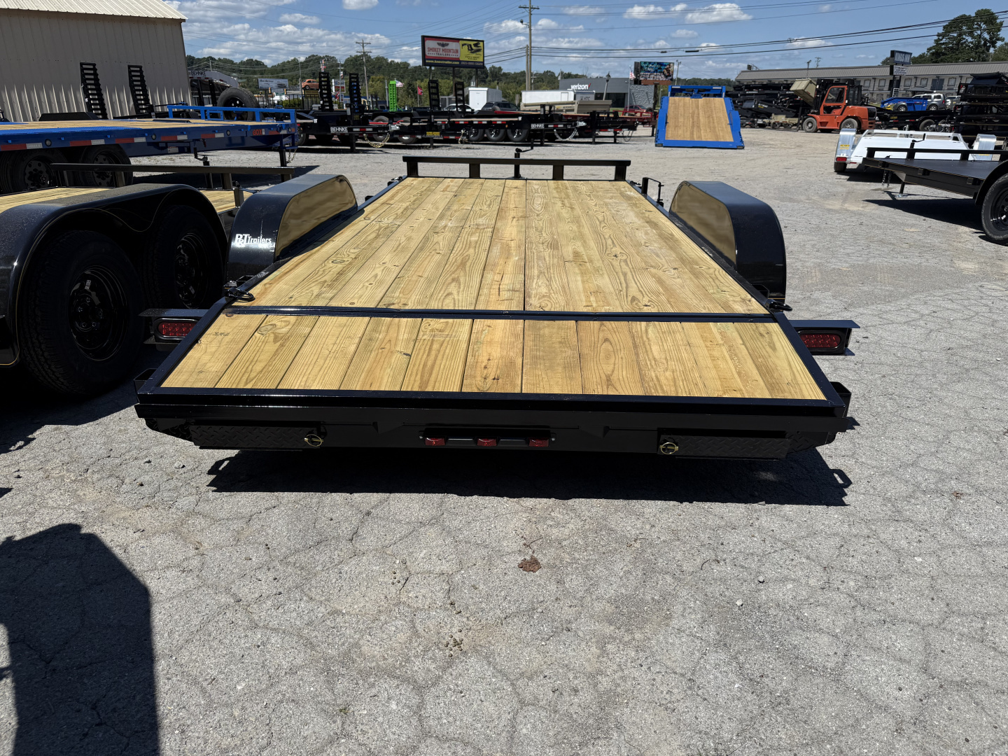 New 2025 P & T Trailers 7K 14+2 CARHAULER WOOD Car Hauler