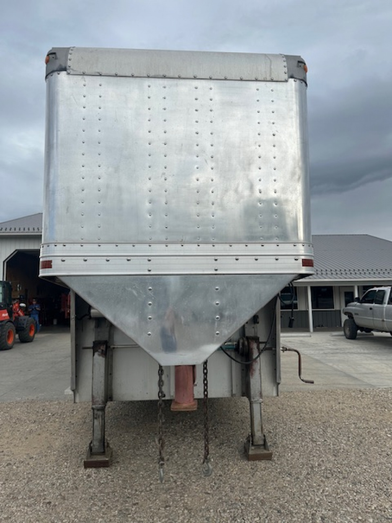 Used 1995 EBY 34' Carriage/Horse Trailer